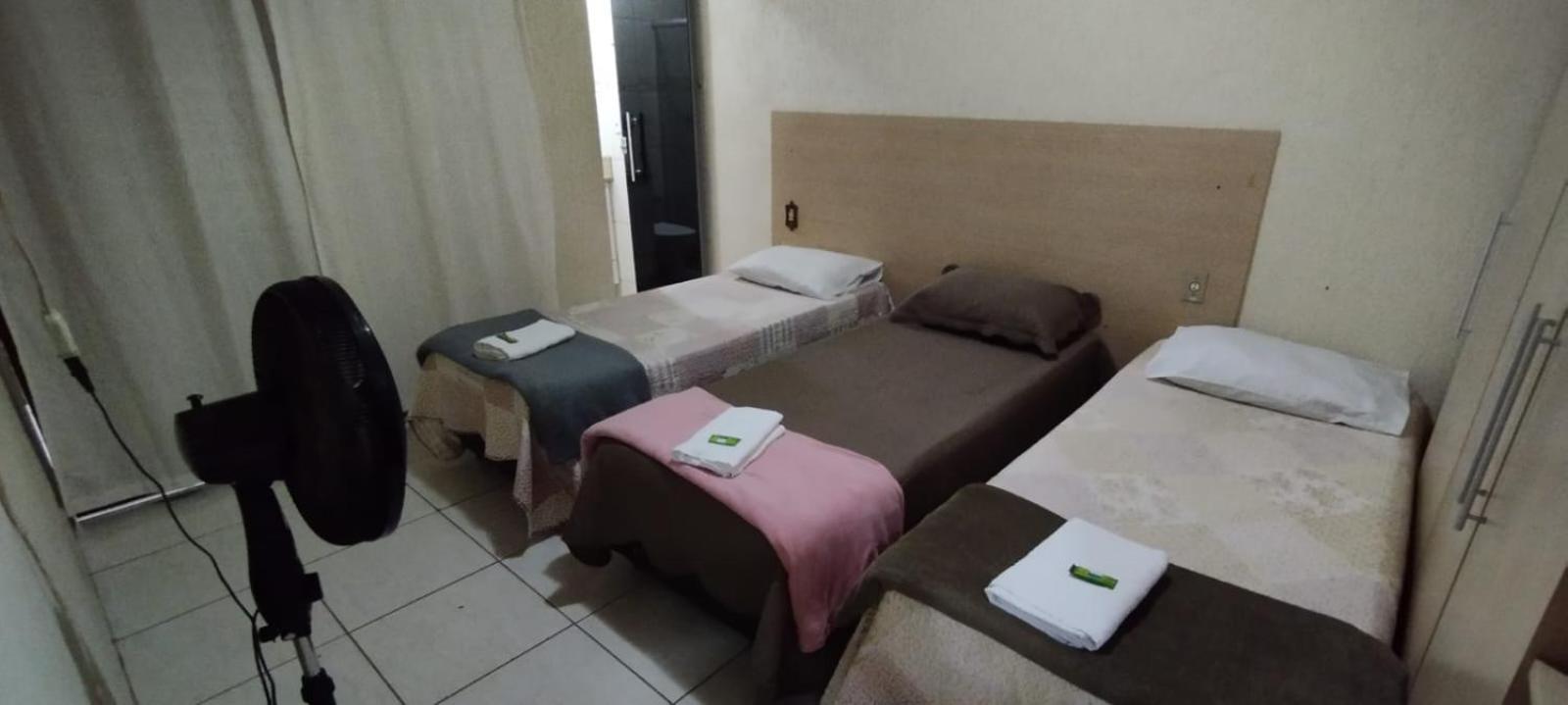 Casas De Temporadas - Hotel Recanto Do Sossego Uberlândia Habitación foto